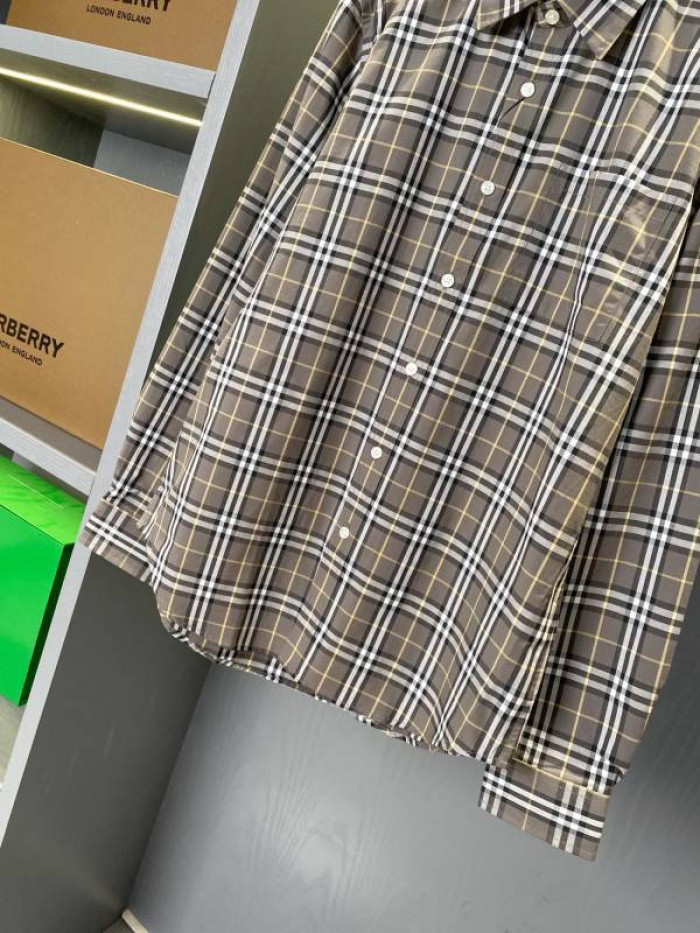 BURBER*Y Shirt 76