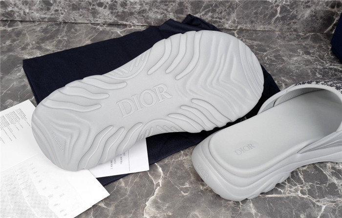 dio*r sandal 38