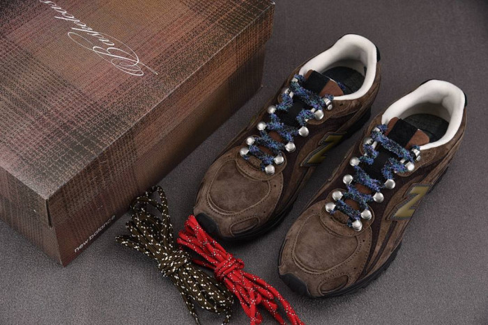 New Balance 240L NB000055