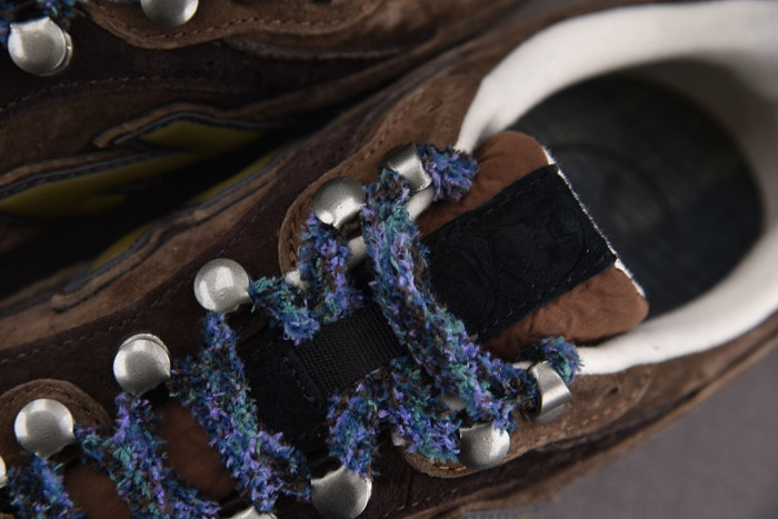 New Balance 240L NB000055