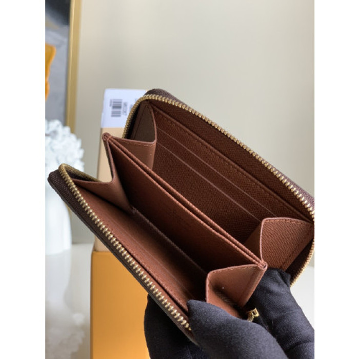 L&V WALLET11
