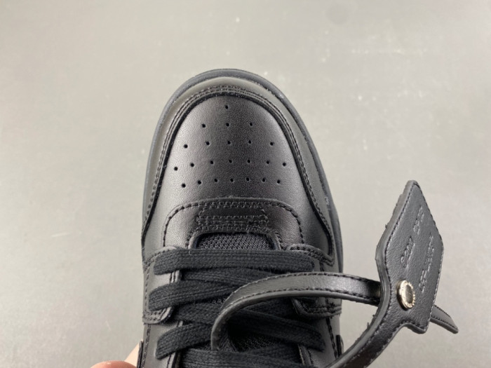 OFW Sneakers OW10056