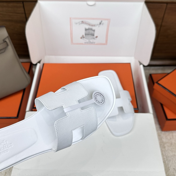 Herme* Sandal231