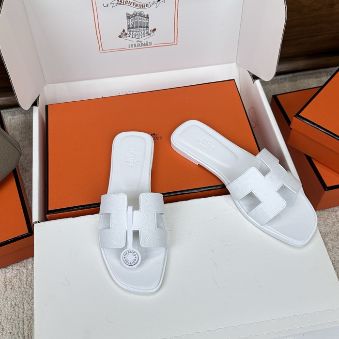 Herme* Sandal231