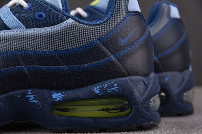 Nike Air Max Muscle 95 Yu-Gi-Oh! Joey (with Promo Card) II7404-400