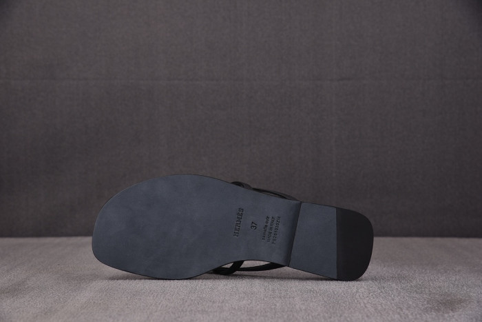 Herme* Sandal120