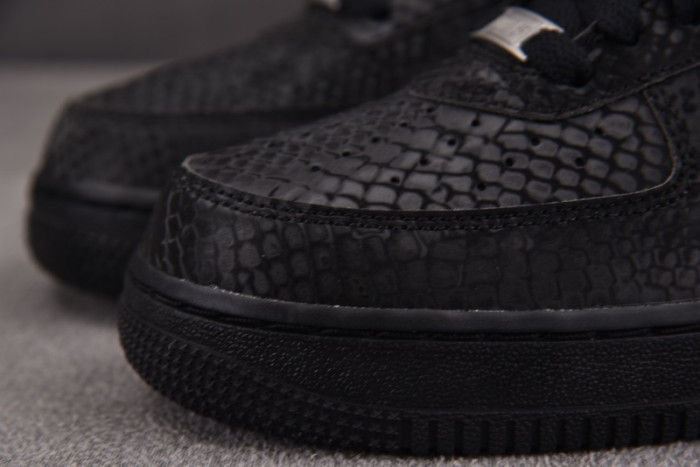 Nike Air Force 1 Low Kobe Bryant x Triple Black" IB0018-003