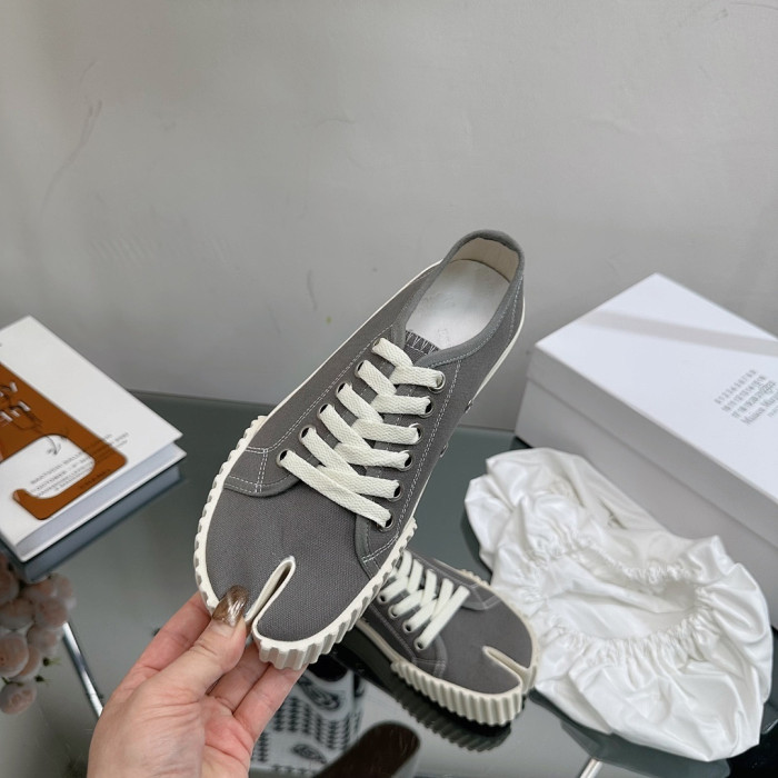 Maison Margiela Sneaker MM000120