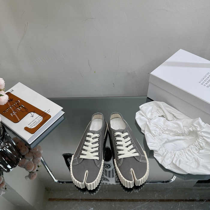 Maison Margiela Sneaker MM000120