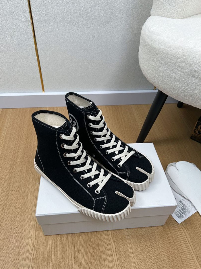 Maison Margiela Sneaker MM000110