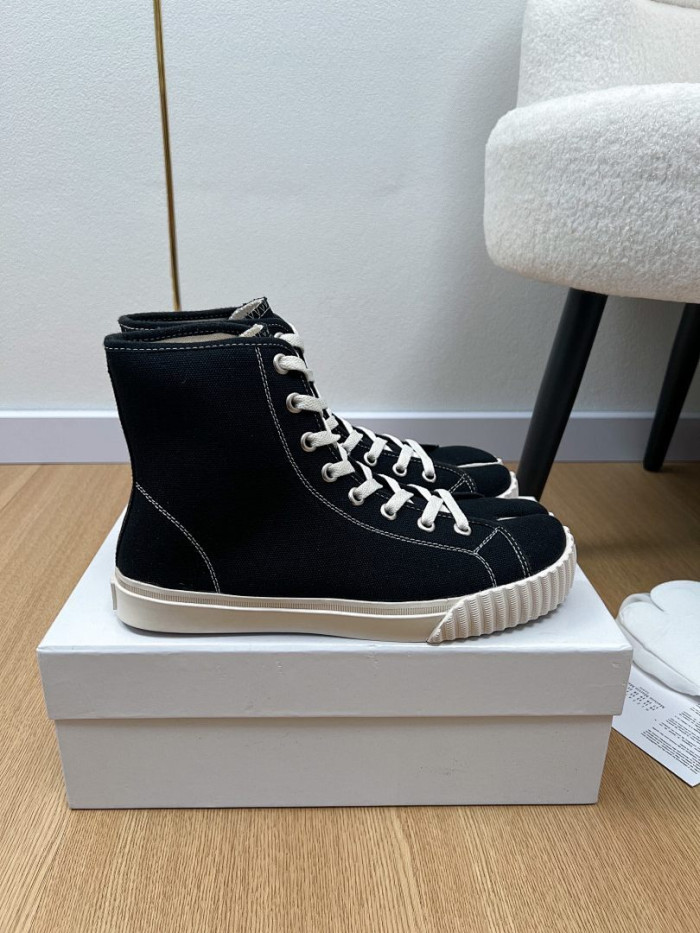 Maison Margiela Sneaker MM000110