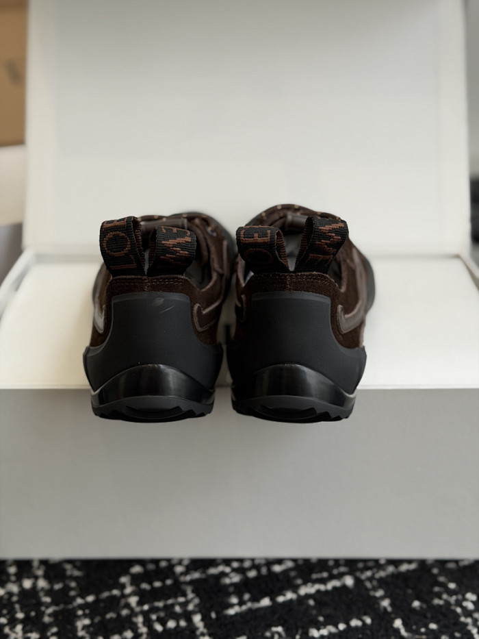 L0EWE Sneakers LW1000021