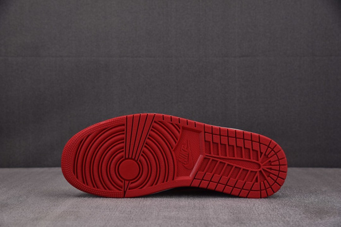 Air Jordan 1 Retro OG"Banned" IW6276-001