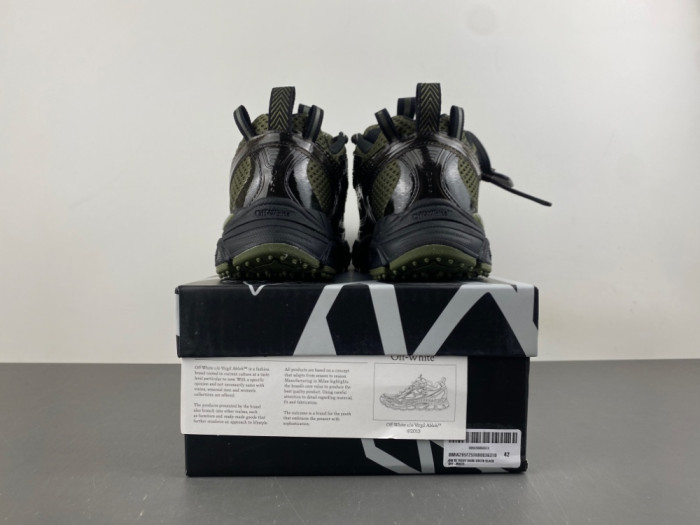 OFW Be Right Back BRB000020