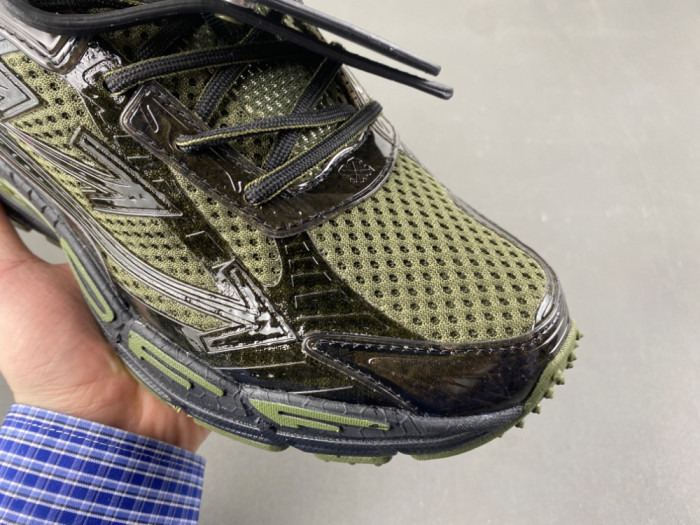 OFW Be Right Back BRB000020