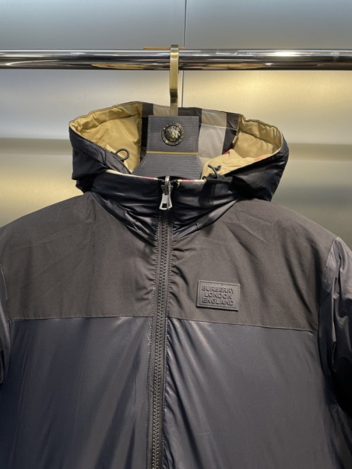 BURBER*Y Down Jacket 86