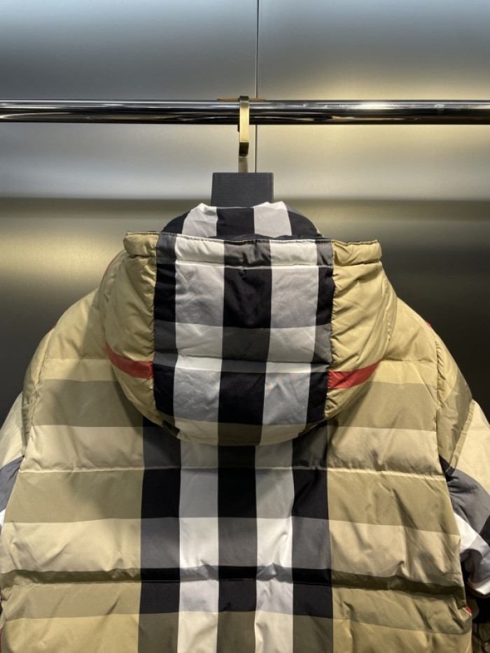 BURBER*Y Down Jacket 86
