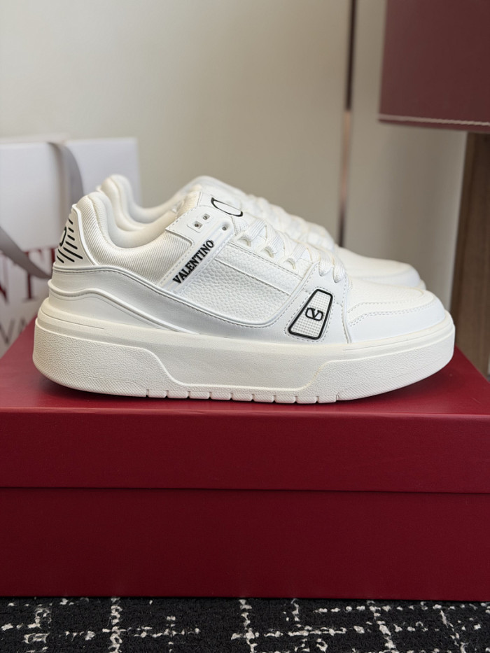 V*LENTINO SNEAKERS VT000024