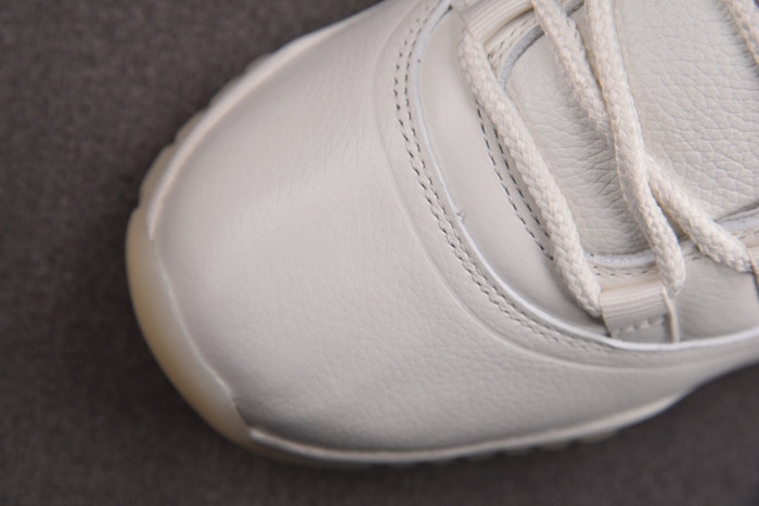 Air Jordan 11 Retro 285 IO8959-133