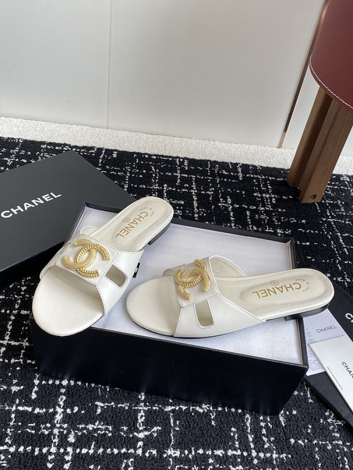 CHANE* SANDAL 23