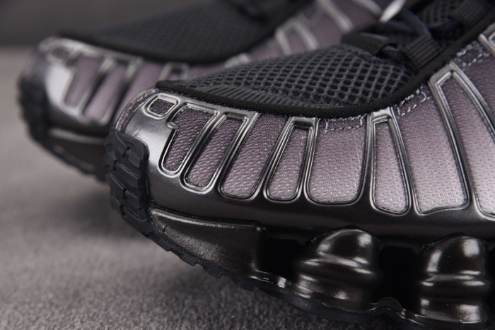 Nike Shox TL Fade Off Noir White IH1336-002