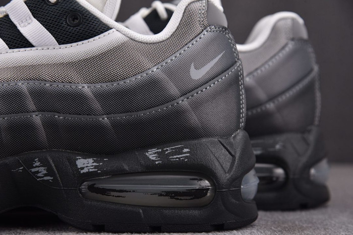 Nike Air Max Muscle 95 Yu-Gi-Oh! Jonouchi II7404-100