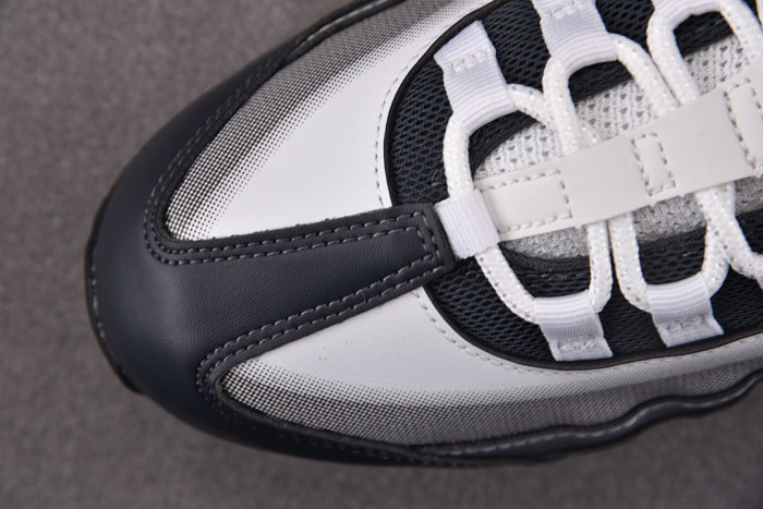 Nike Air Max Muscle 95 Yu-Gi-Oh! Jonouchi II7404-100