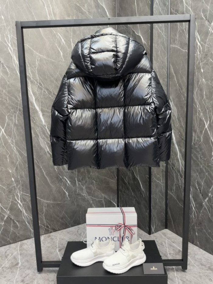Moncler Down Jacket 77