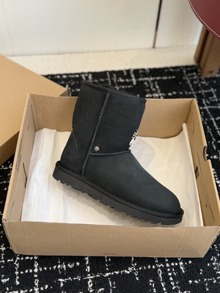 UGG BOOTS UGG000064