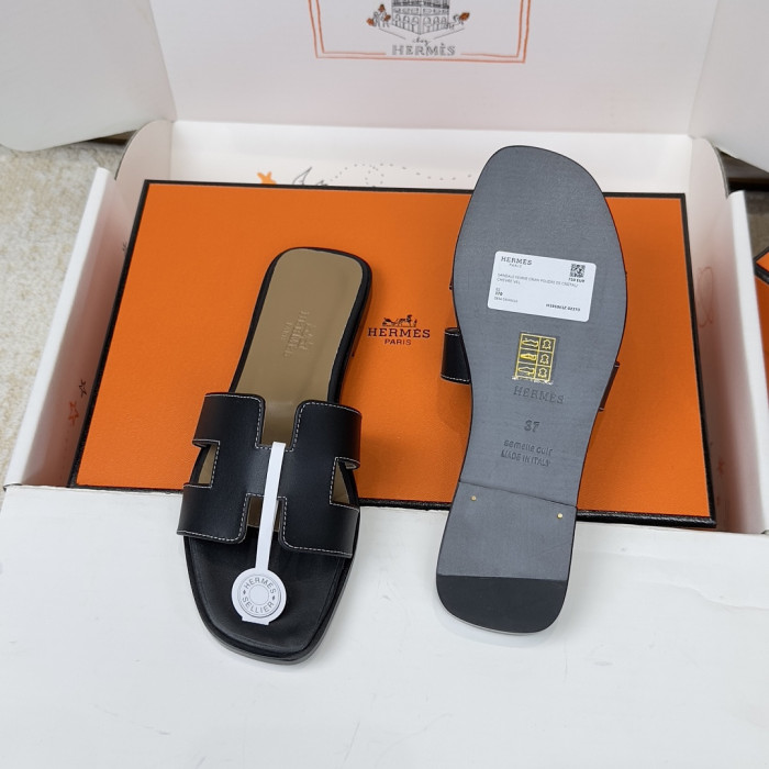Herme* Sandal258（smooth surFa*e）