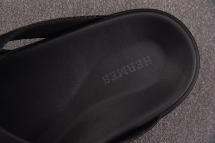 Herme* Sandal130