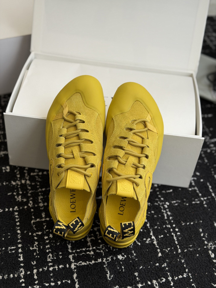 L0EWE Sneakers LW1000023