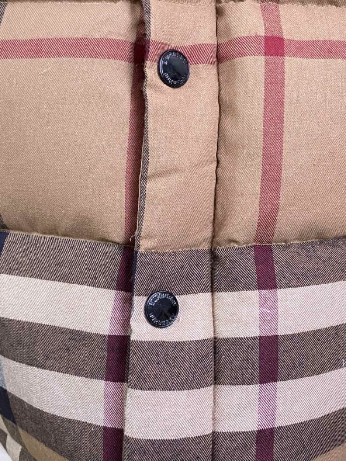 BURBER*Y Down Jacket 87