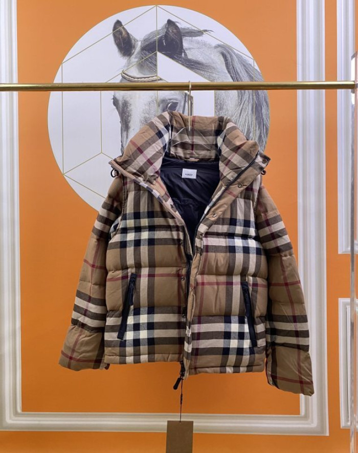 BURBER*Y Down Jacket 87