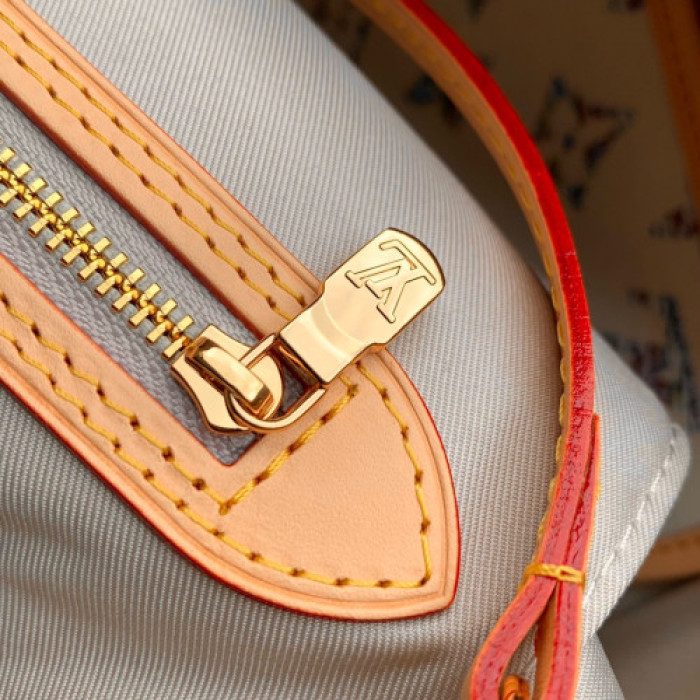 L&V BAG63 32*29*17CM